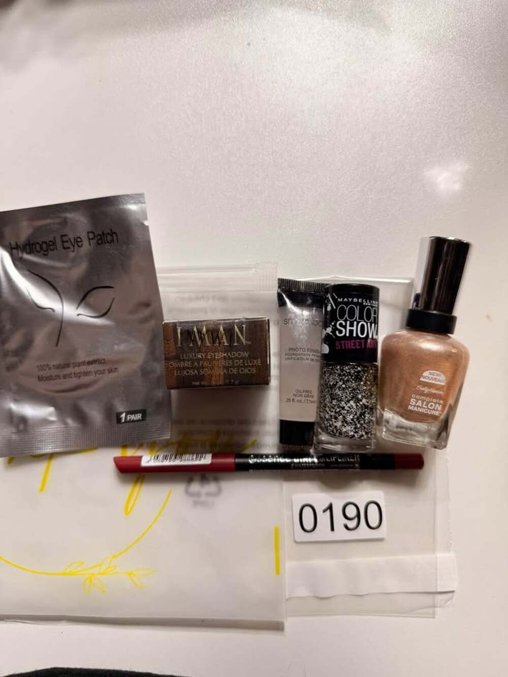 Makeup Grab Bag - Picture 1 of 1